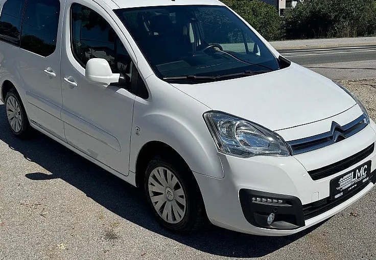 Zunanja slika - Citroën Berlingo - 1.5 HDi 102ks °1.LASTNIK° °KLJUKA° °LED° KLIMA SLO - 4