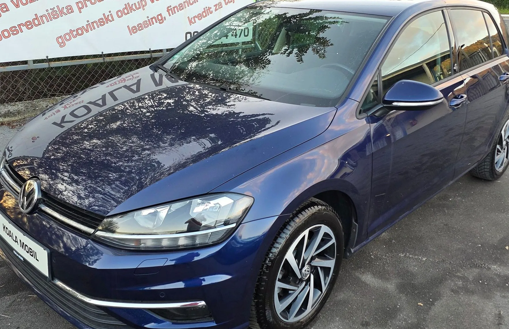 Zunanja slika - Volkswagen Golf - 1.0 TSI BMT ALU PLATIŠČA-ZASLON-1.LASTNIK-KOT NOV - 8