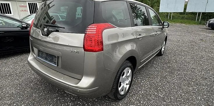 Zunanja slika - Peugeot 5008 - Premium 1.6 HDi FAP+1 Lasnik+Slo.poreklo - 5