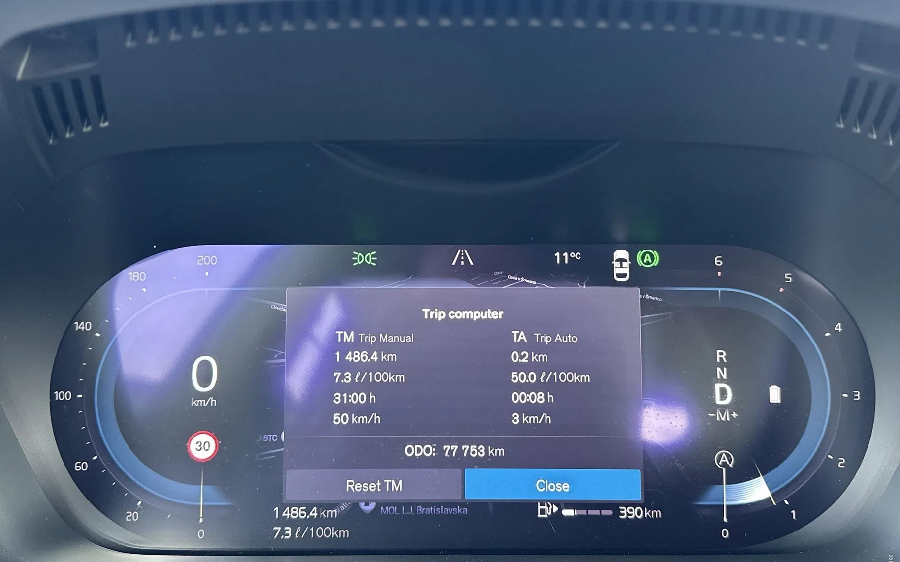 Notranja slika - Volvo XC60 - B4 D Core AT... - 17