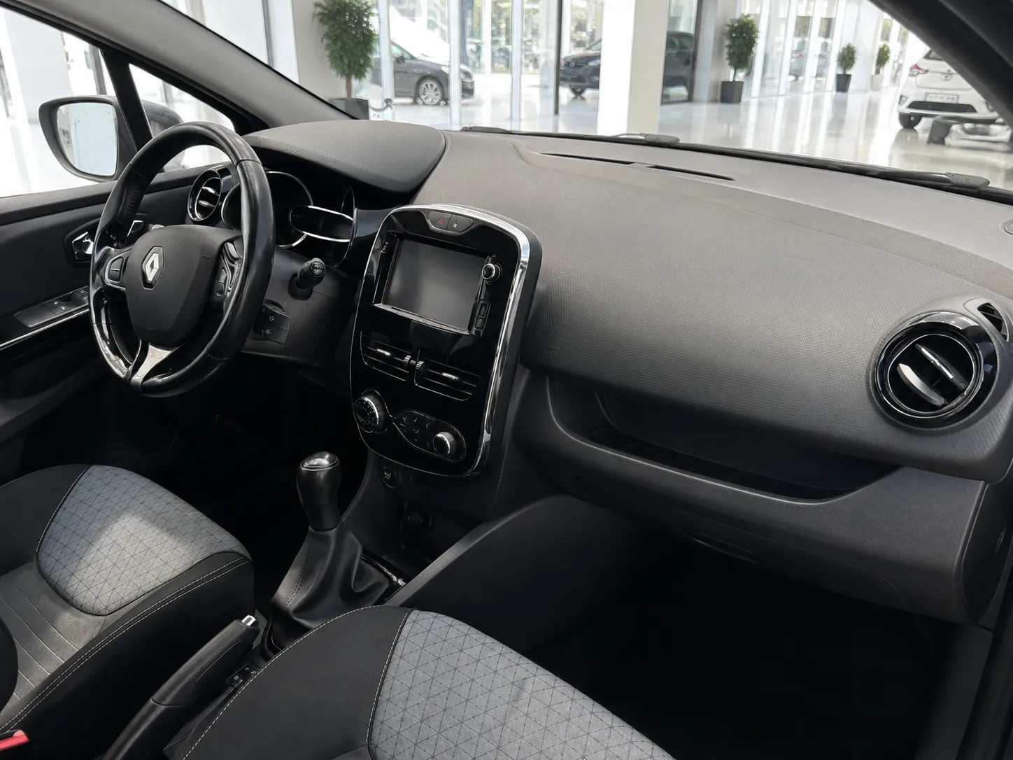 Zunanja slika - Renault Clio - TCe 90 Energy Dynamique Start&Stop - 7