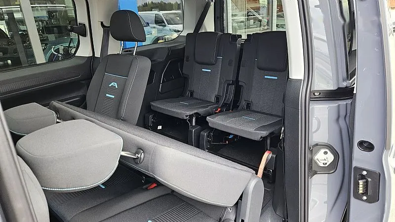 Zunanja slika - Ford Tourneo Connect - 2.0 TDCi EcoBlue Active L2 Aut. - 4