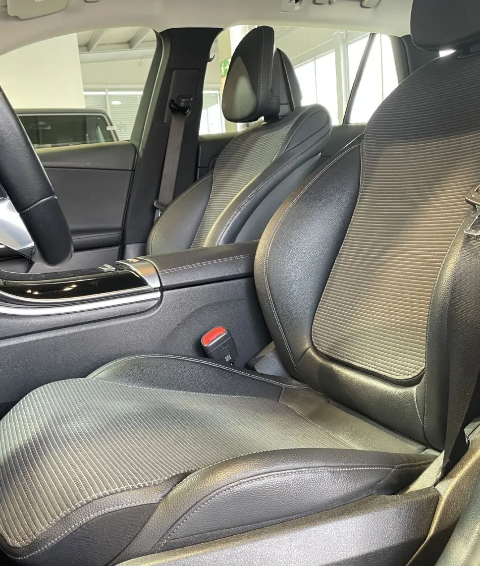 Zunanja slika - Mercedes-Benz C-Razred - VIRTUAL-NAVIGACIJA-RADAR-AMBIENT-KAMERA-LED-ALU - 9