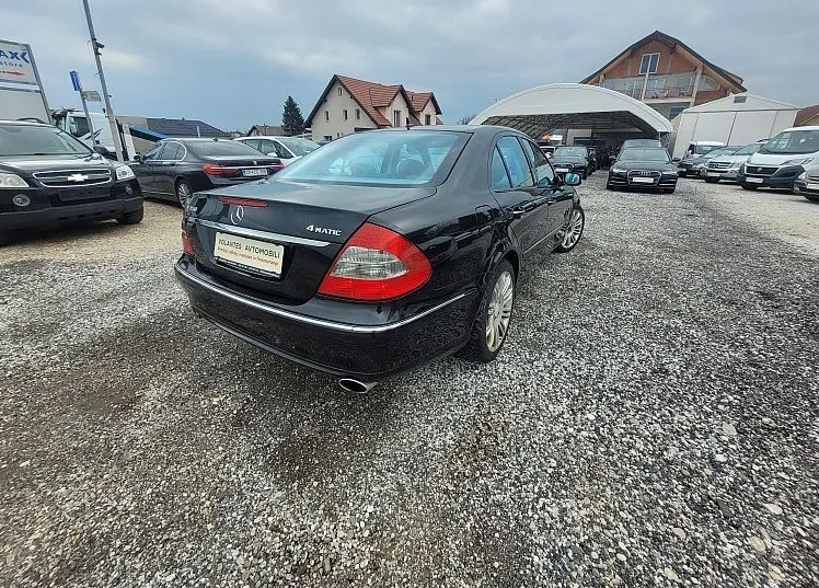 Zunanja slika - Mercedes-Benz E-Razred - E 350 4matic CLASSIC - 4