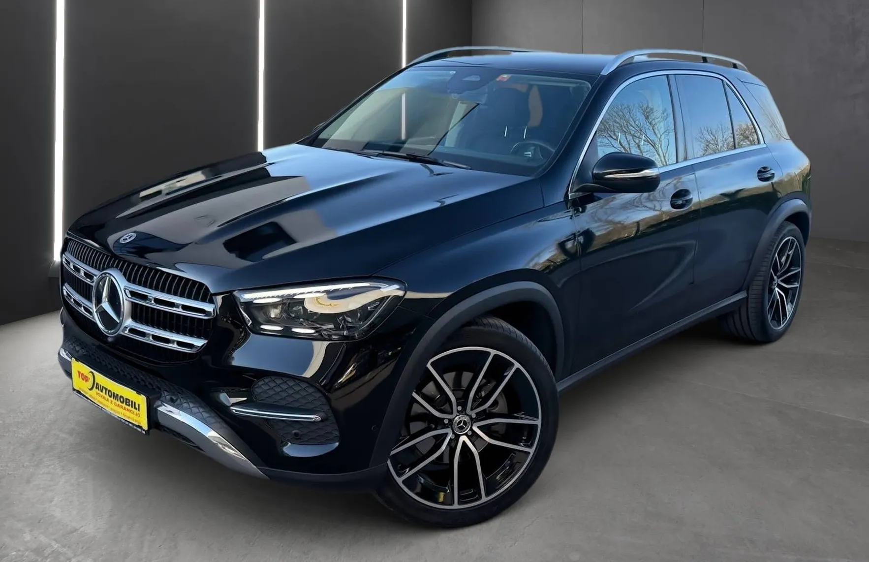 Zunanja slika - Mercedes-Benz GLE-Razred - 300d 4MATIC 22 COL AMG KAMERA RADAR NAVI PDC TOP.. - 2