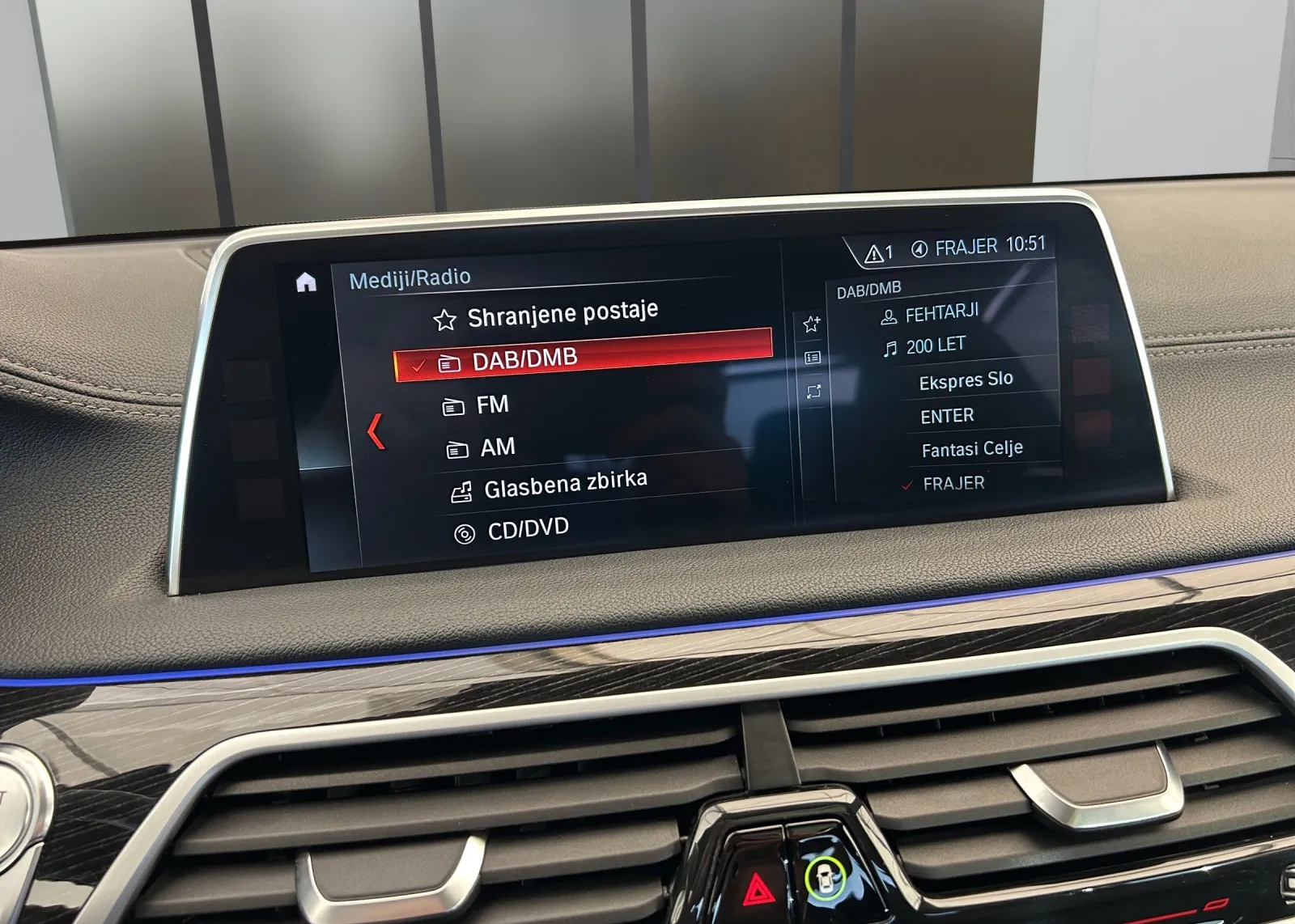 Zunanja slika - BMW Serija 7 - 730d xDrive+M PAKET+LASER+PANO+MASAŽA+HL.SEDEŽ+360 - 9