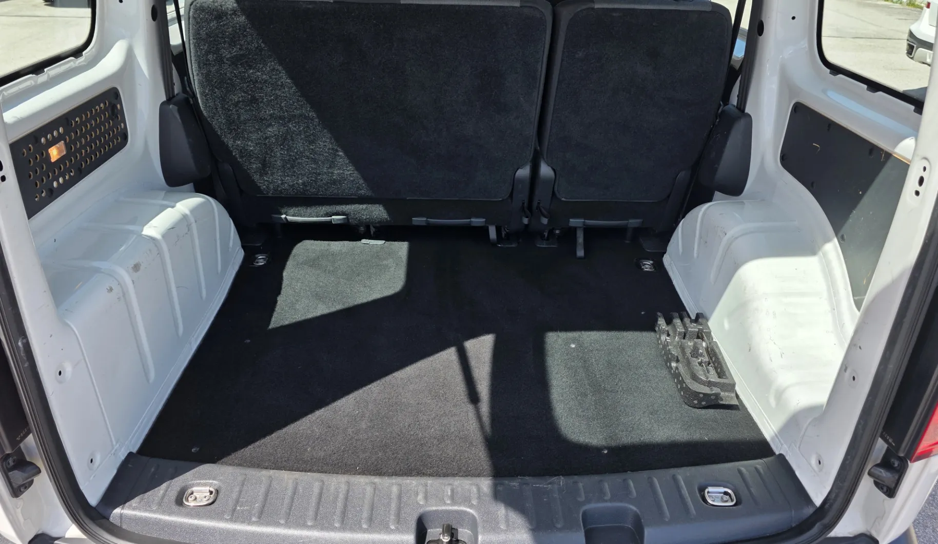 Zunanja slika - VW Caddy - Furgon 2,0 TDI TEMP KLIMA PDC - 16