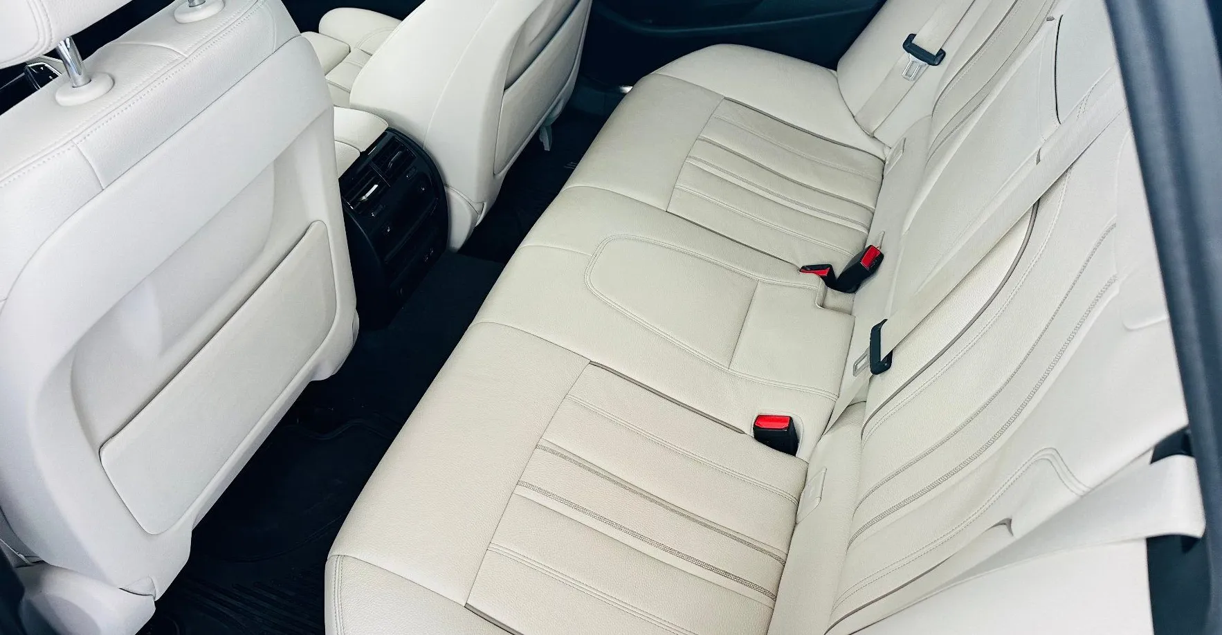 Zunanja slika - BMW Serija 5 - Touring: 530e xDrive Touring Avt.KAMERA.LED.USNJE.NAVI.T - 4