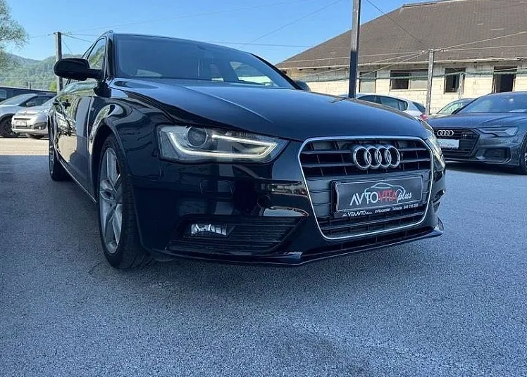Zunanja slika - Audi A4 - Avant avant 2.0 TDI 105  143   S-LINE NAVIGACIJA LED PDC - 4