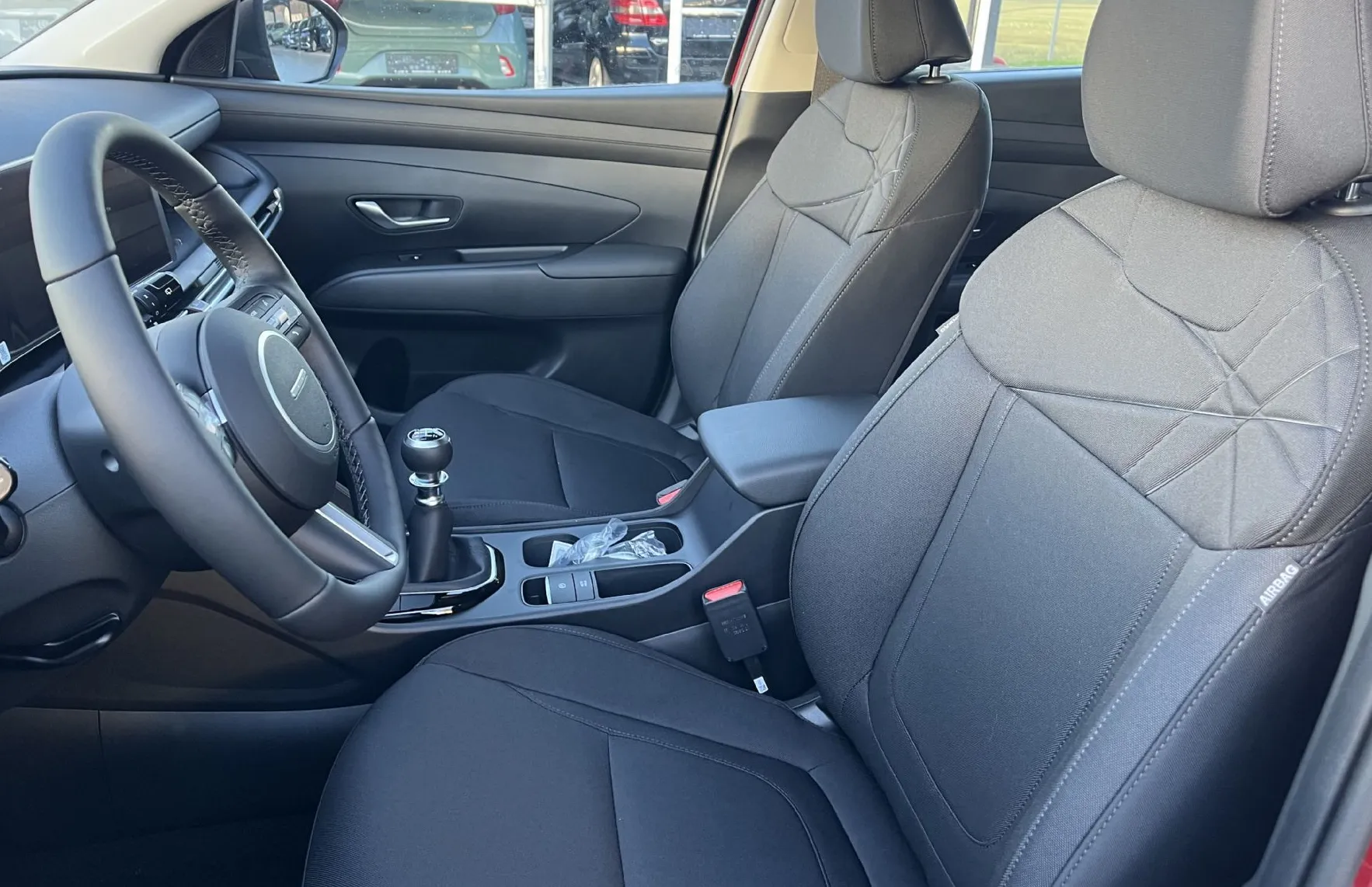 Zunanja slika - Hyundai Tucson - 1.6 T-GDI 150 TREND WINTER - 9