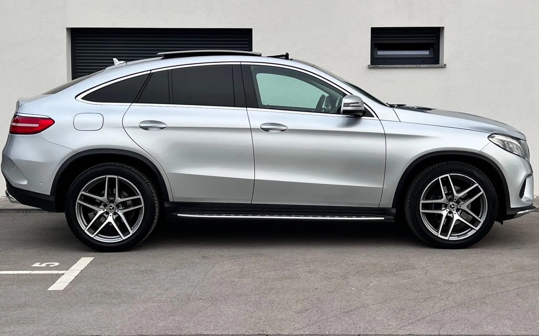 Zunanja slika - Mercedes-Benz GLE coupe - 350 d 4MATIC+AMG+FULL LED+PANORAMA+NAVI+KLJUKA+... - 4