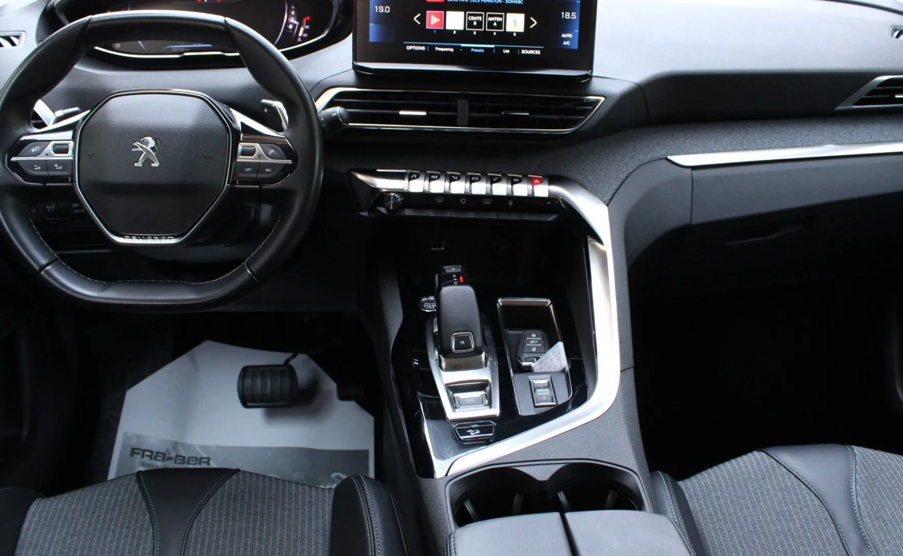 Zunanja slika - Peugeot 3008 - 1.5 BlueHDI 130 AllurePack Avt.-ALU-PDC-LED-KAMERA - 10