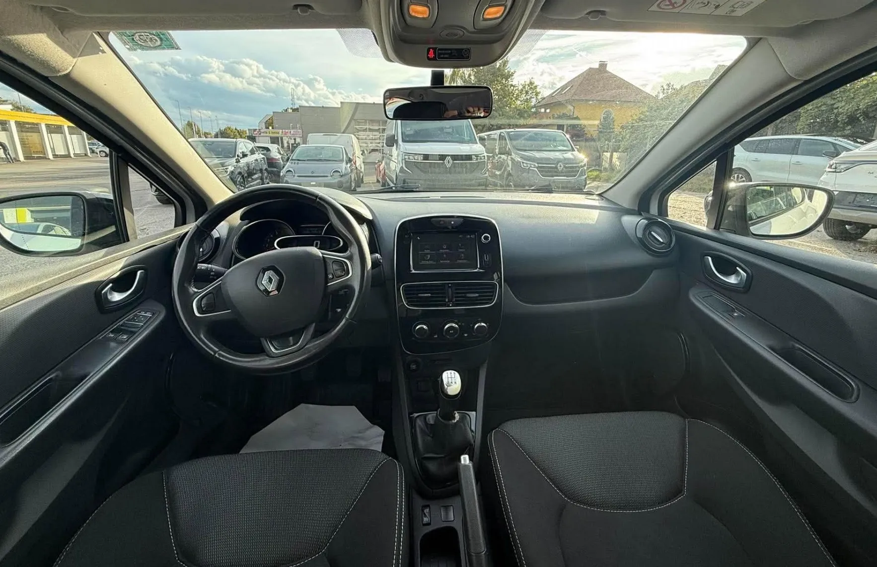 Zunanja slika - Renault Clio - TCe 75 Generation - 10