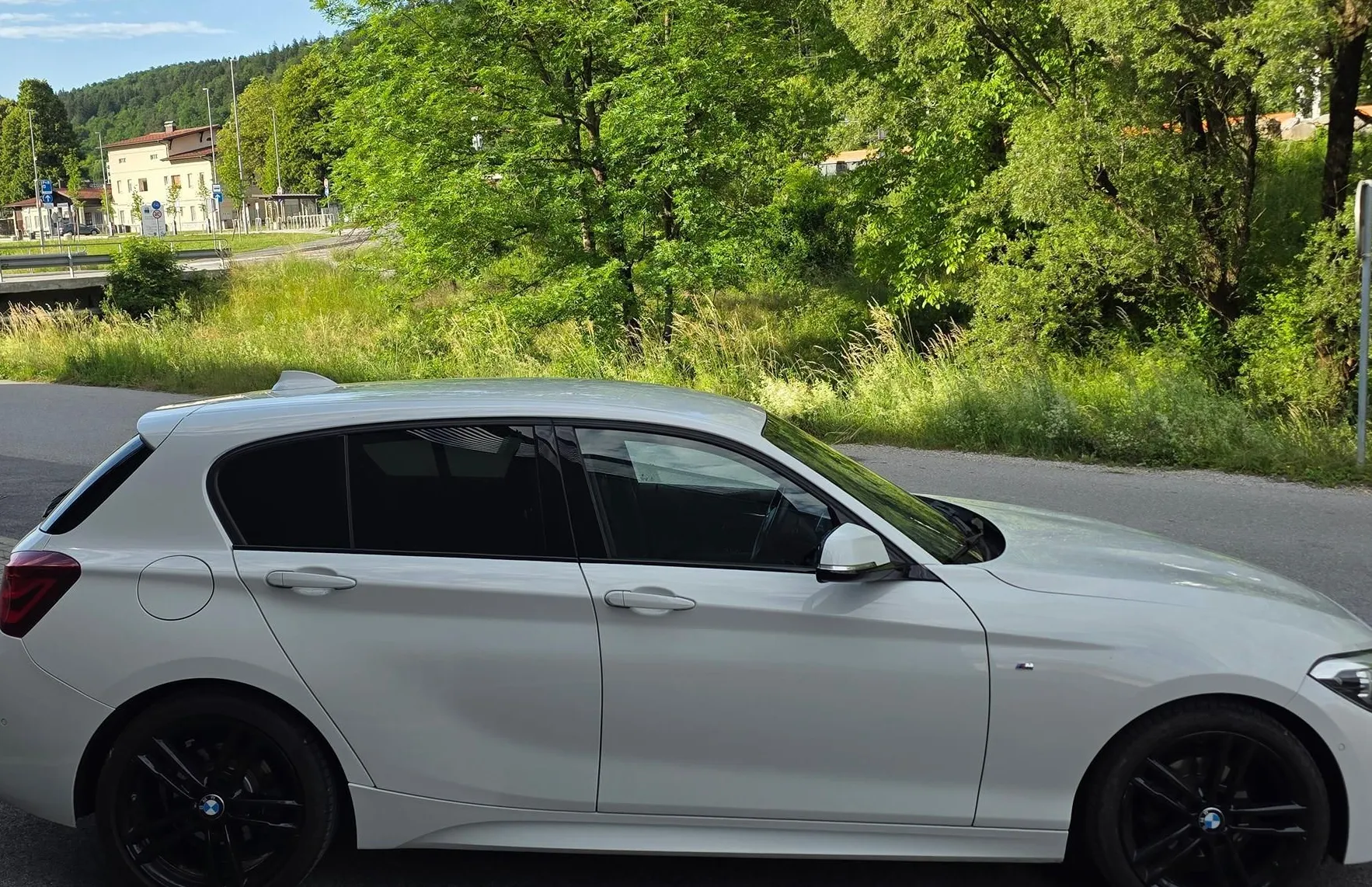Zunanja slika - BMW Serija 1 - : 116i M SPORT LED-NAVI-ALU-KAMERA-2.LASTNIK - 4