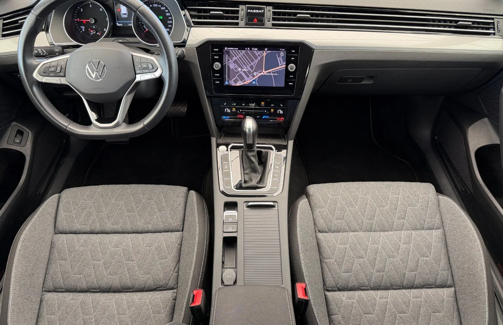 Zunanja slika - Volkswagen Passat - Variant 2.0 TDI Business DSG-MATRIX LED-EL PRTLJAŽNIK - 6