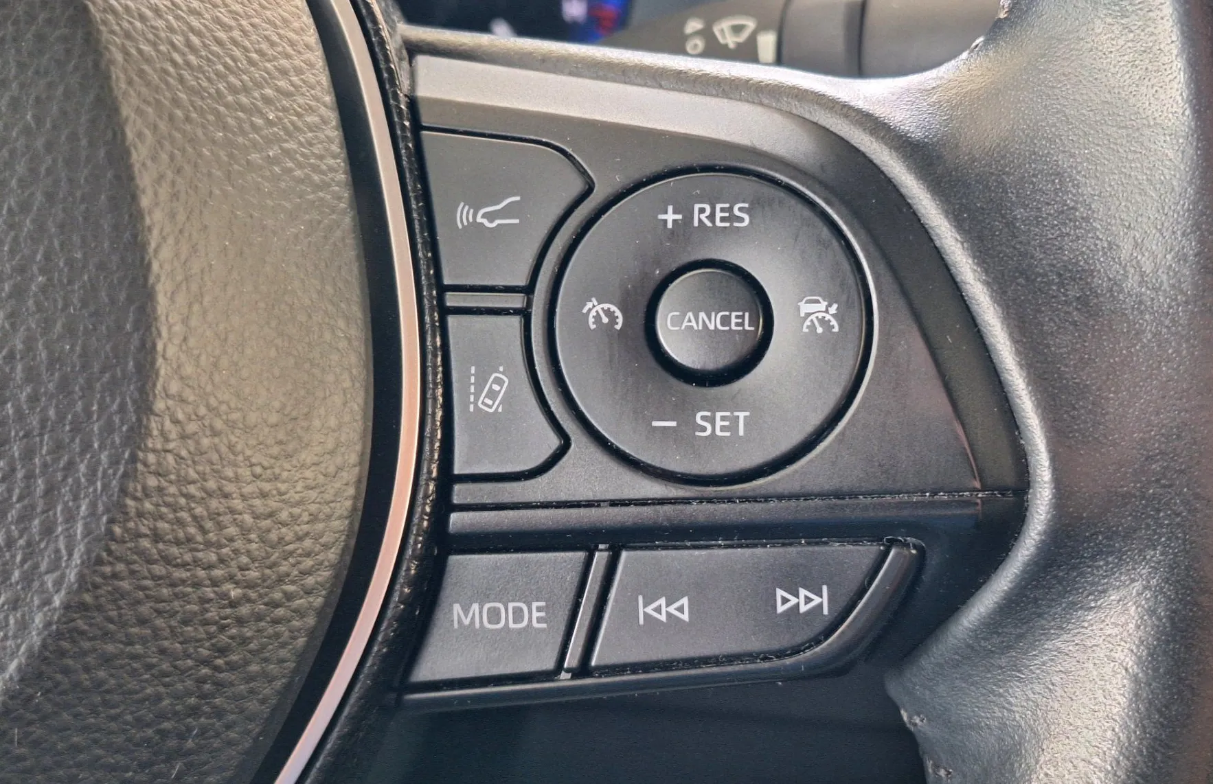 Zunanja slika - Toyota Corolla - Hybrid 1.8 VVT-i Sol Avt. - 16
