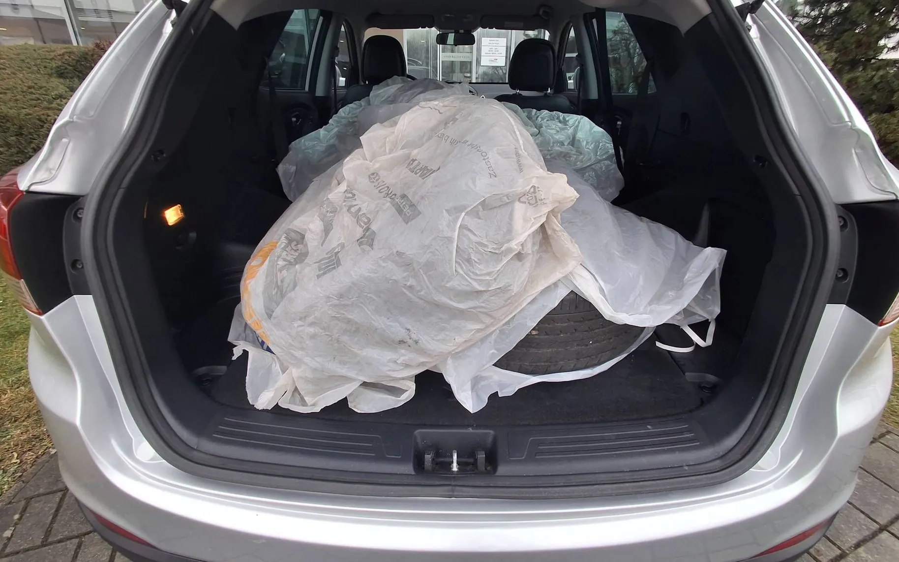 Zunanja slika - Hyundai ix35 - 2.0 CRDI Premium 4WD... - 7