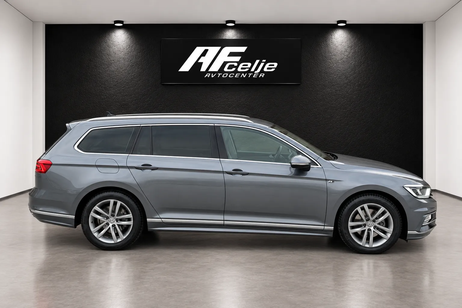 Zunanja slika - Volkswagen Passat Variant - 2.0 TDI-DSG-R LINE-140KW-LIZING ZA TUJCE-FUL LED- - 4