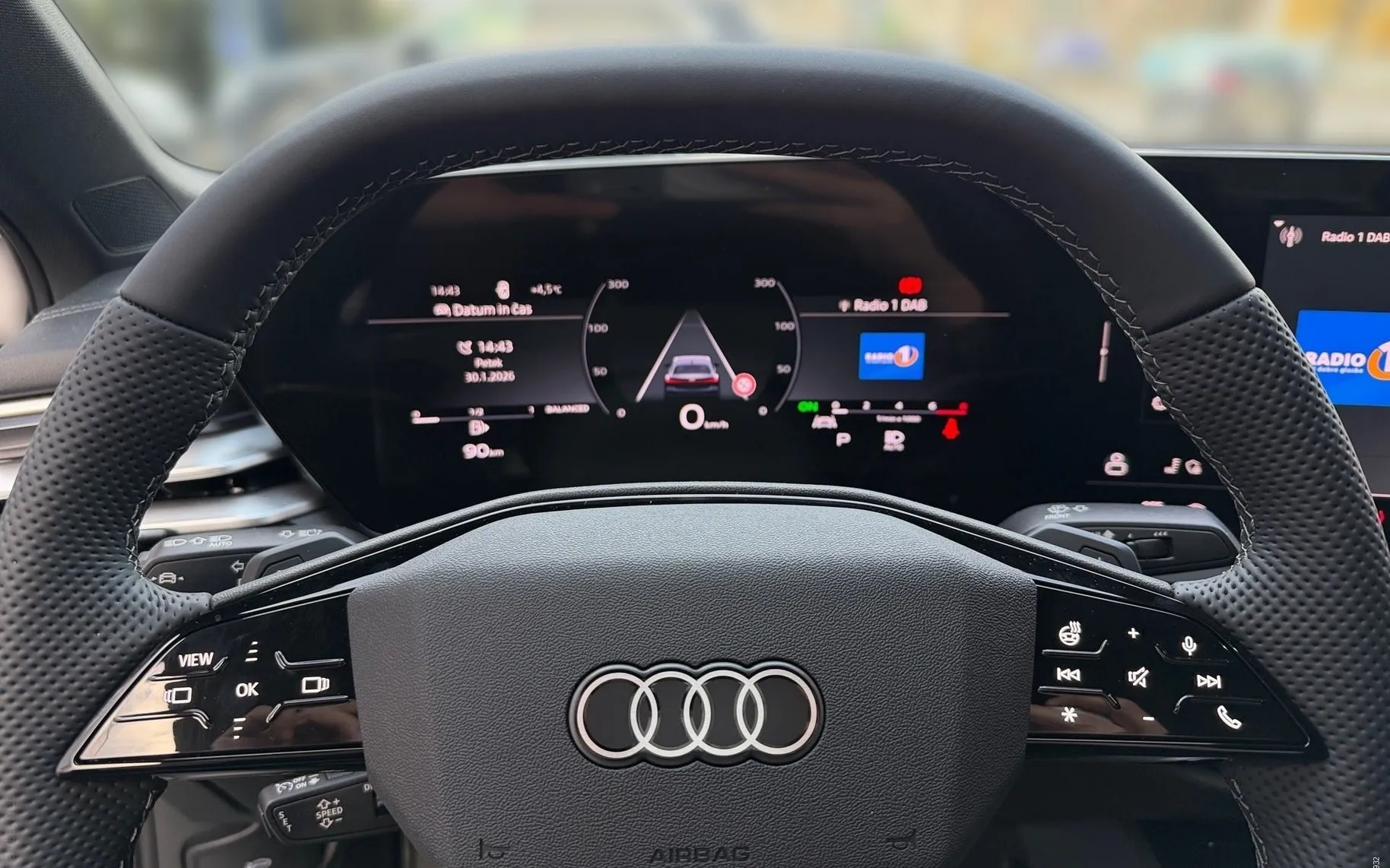 Notranja slika - Audi A5 - TFSI quattro 150kW S tronic... - 8