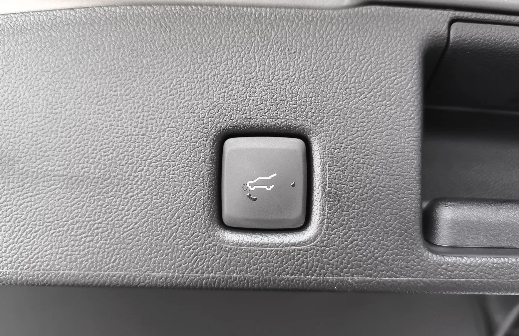 Zunanja slika - Ford Kuga - St-Line X 1.5 EcoBoost 186PS A8 FWD-NA ZALOGI - 14