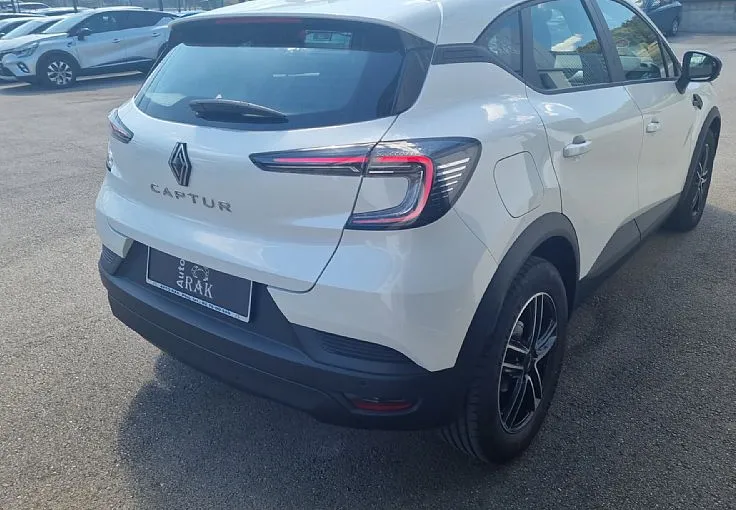 Zunanja slika - Renault Captur - TCe 90 Techno 5906 KM, PRVI LASTNIK, SERVISNA - 6