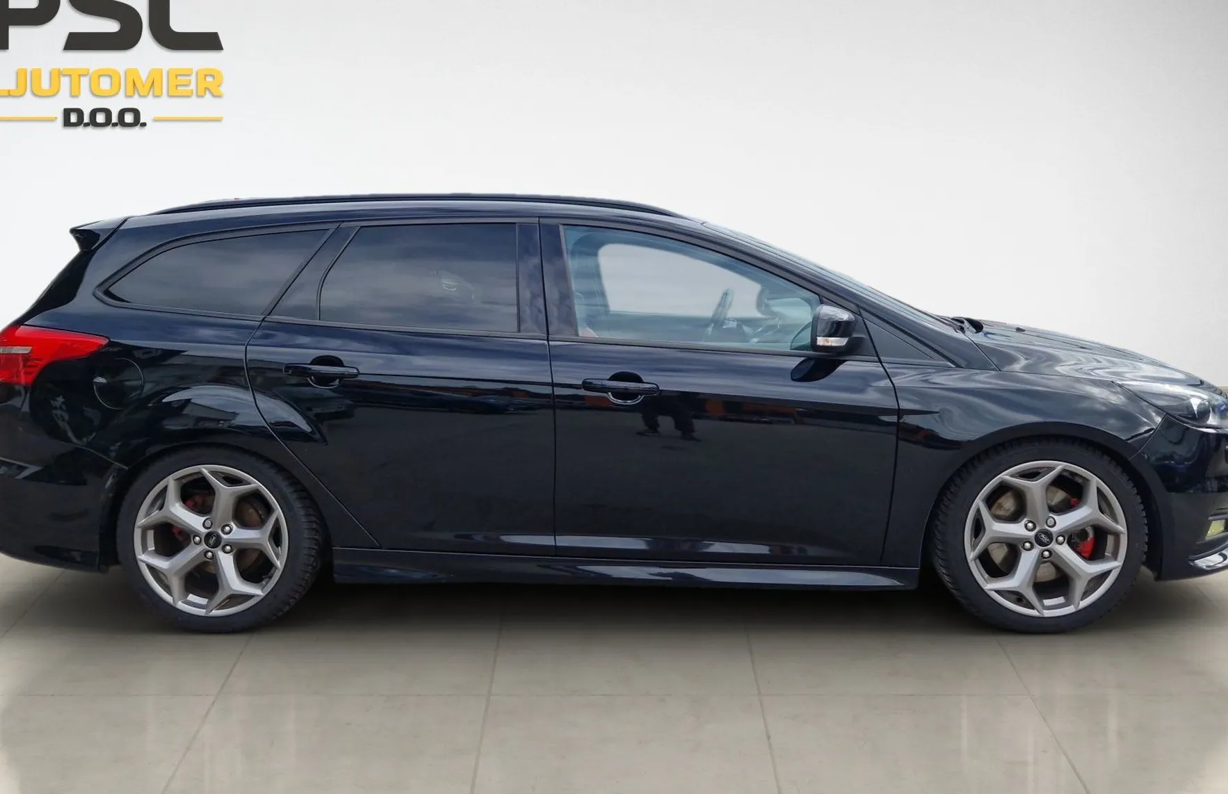 Zunanja slika - Ford Focus - Karavan ST 2.0 - 8