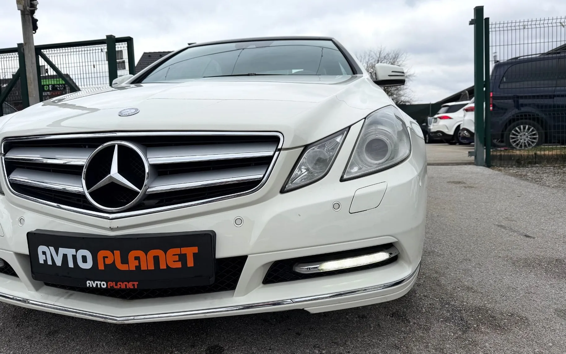 Zunanja slika - Mercedes-Benz E-Razred - E 250 CDI AVANTGARDE AUT. LED XENON NAVI ALU18 - 11