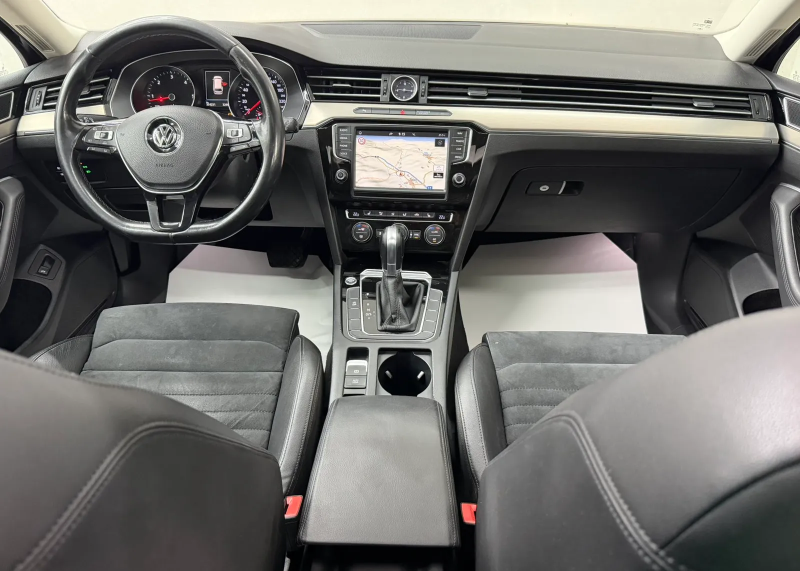 Zunanja slika - Volkswagen Passat - Variant 2,0 TDI BMT Highline DSG - 4