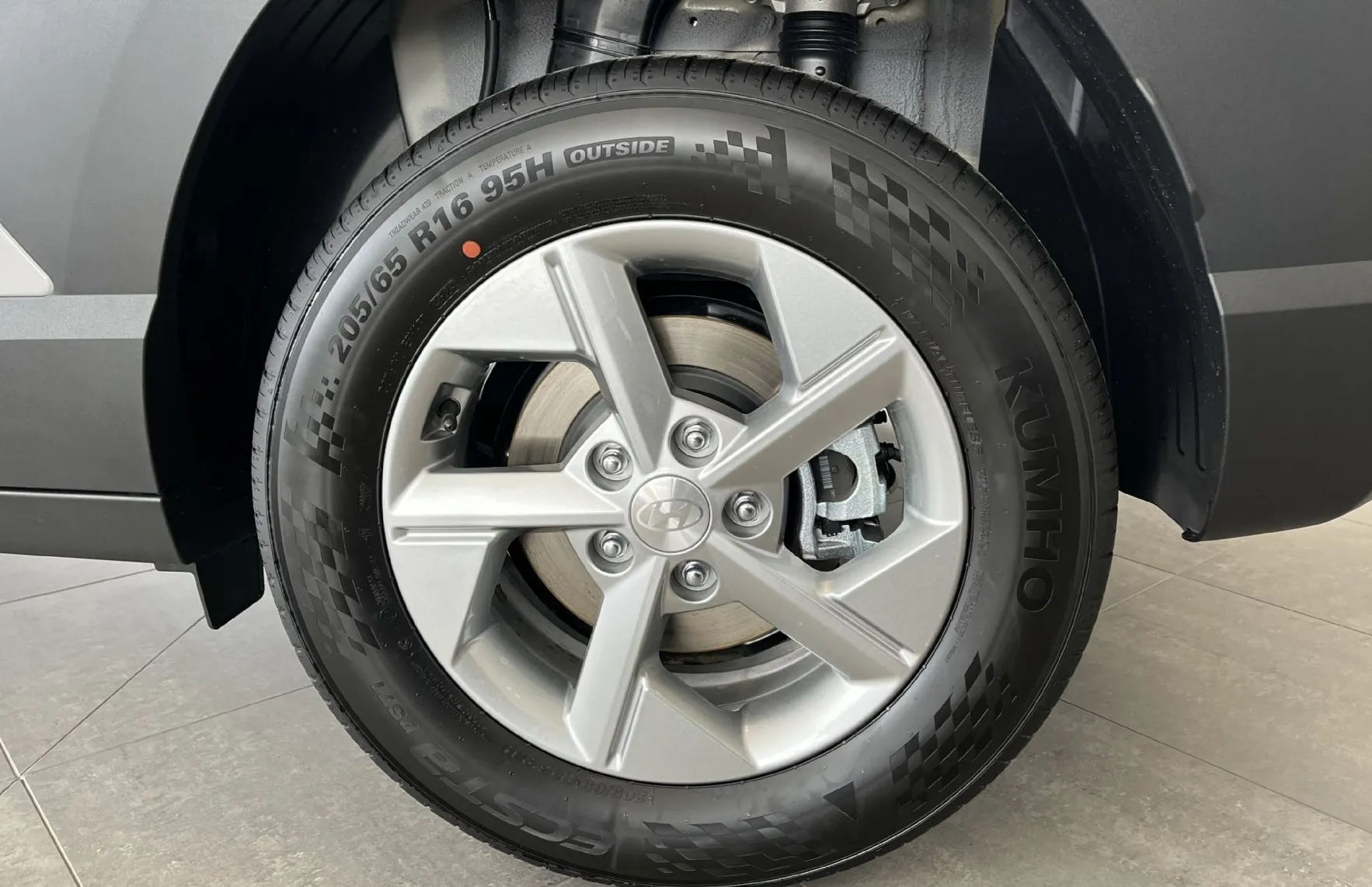 Zunanja slika - Hyundai Kona - 1.6 GDI   hibrid Style DCT - 16
