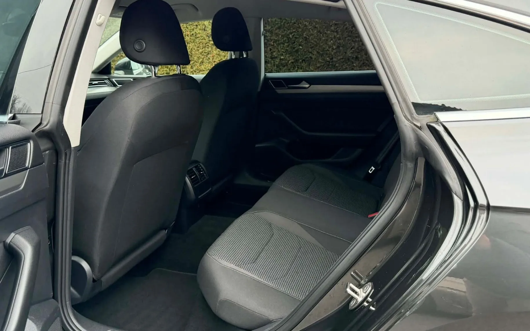 Notranja slika - Volkswagen Arteon - 2.0 TDI-DSG-XENON+LED-LIZING ZA TUJCE-ACC-... - 10