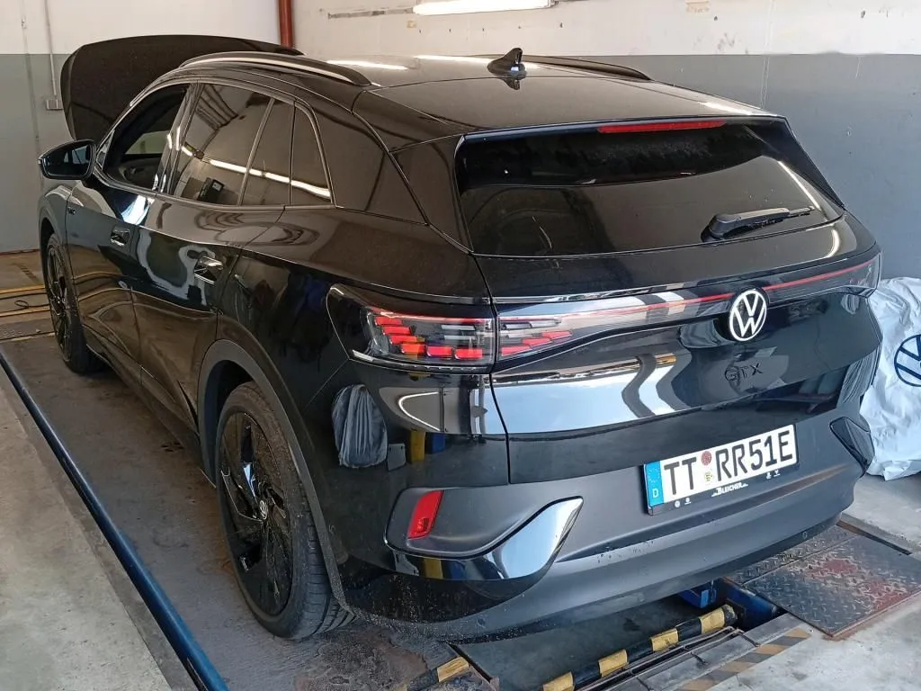 Zunanja slika - Volkswagen ID.4 - GTX  77 kWh .NEMŠKI+4ALU.ACC.KAMERA.NAVI.LED.USNJE - 3