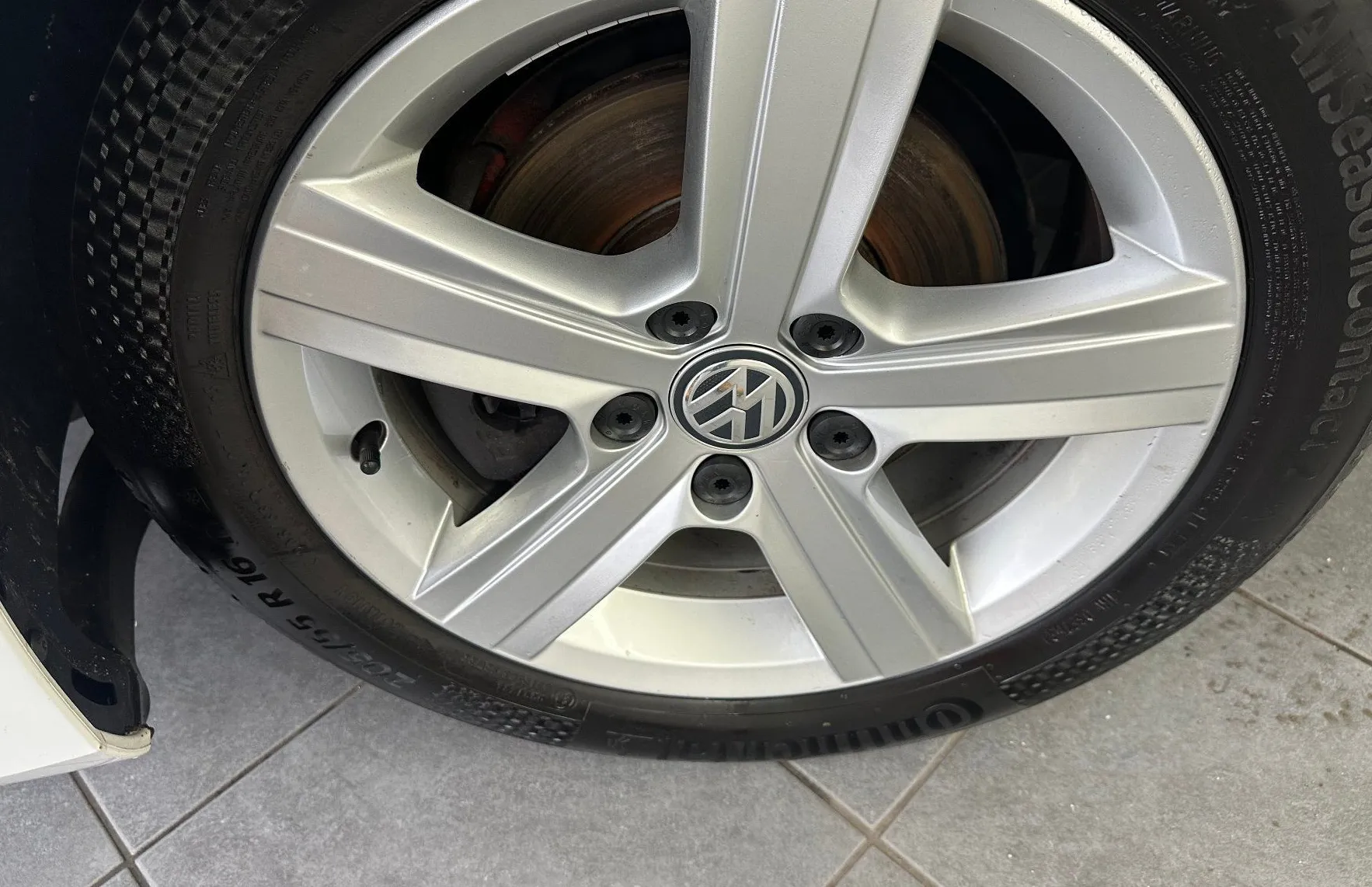 Zunanja slika - Volkswagen Golf - 1.2 TSI Comfortline 81 KW.BENCIN.SAMO 75.000 KM - 20