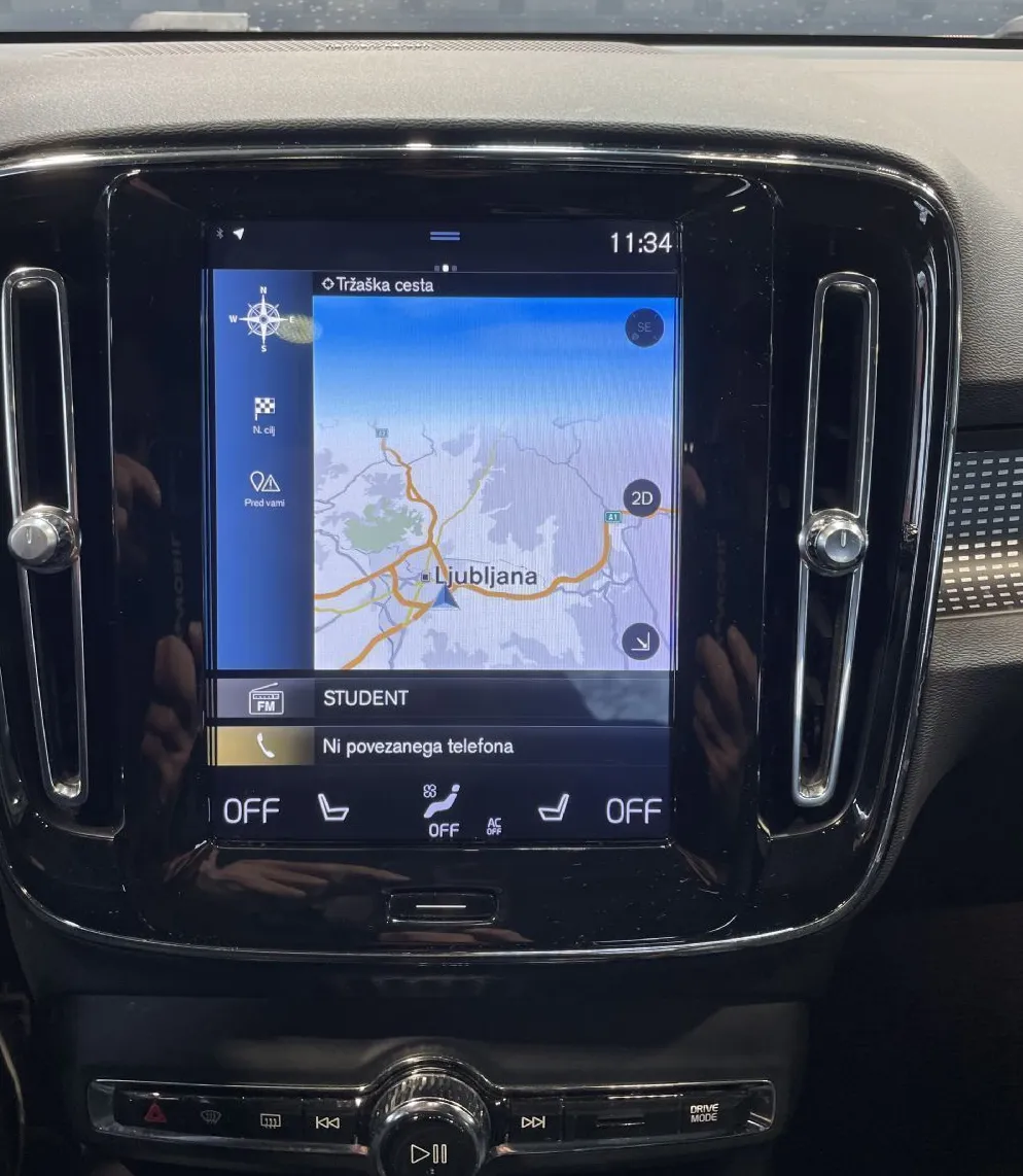 Zunanja slika - Volvo XC40 - D4-AWD-R-DESIGN-PANO-NAVI-ACC-MEMORY-HARMAN-360KAM - 16