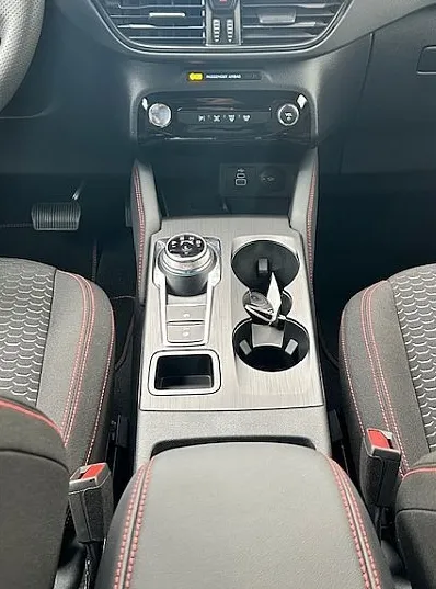 Zunanja slika - Ford Kuga - ST-LINE 1.5 EcoBoost 137kW 186KM A8 - 7
