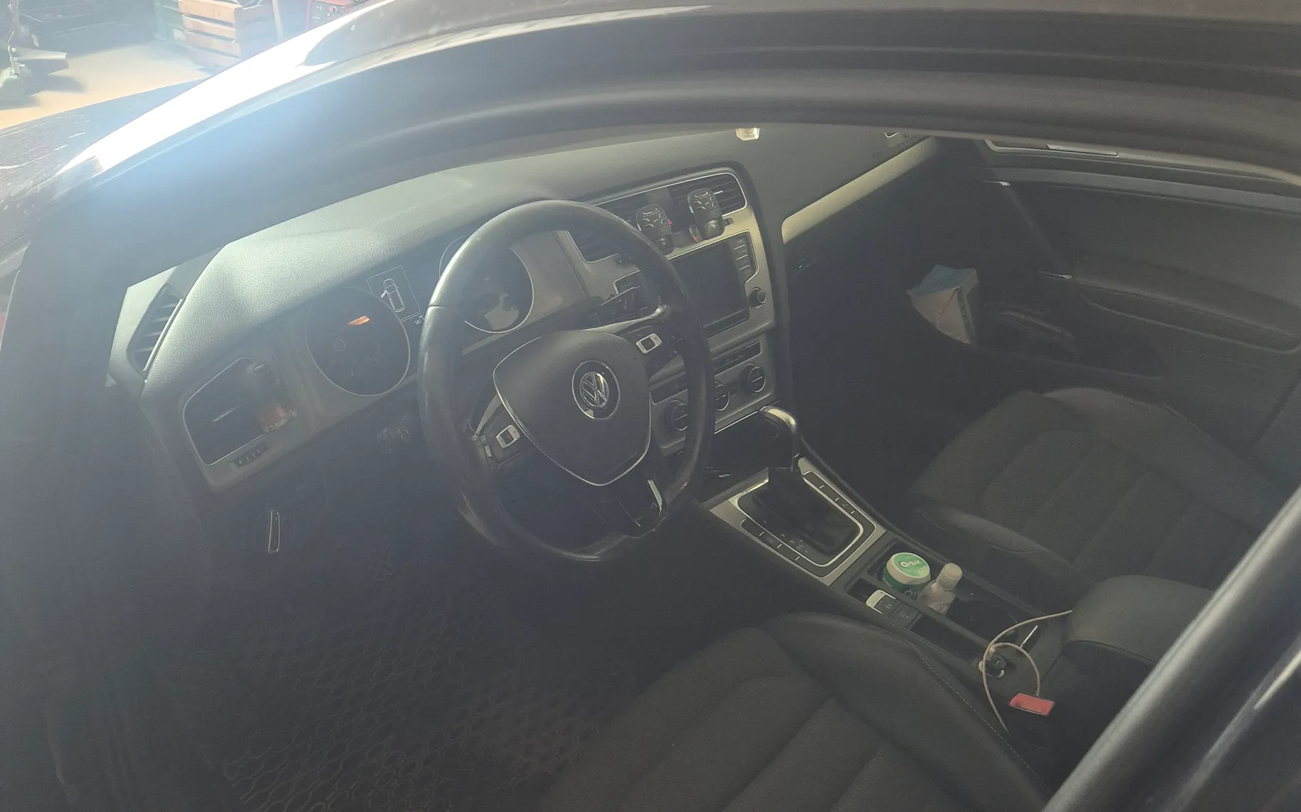 Notranja slika - Volkswagen Golf - varijant 2.0tdi - 7