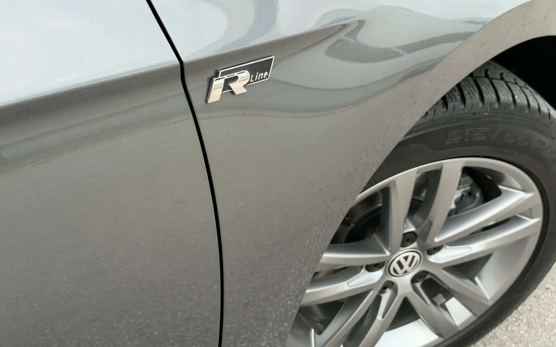 Notranja slika - Volkswagen Passat Variant - 2.0 TDI-DSG-R LINE-140KW-LIZING ZA TUJCE-FUL LED- - 8