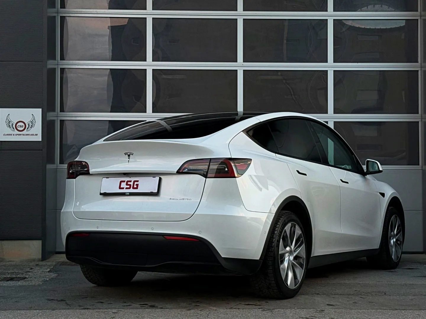 Zunanja slika - Tesla Model Y - Long Range AWD |KLJUKA|19col - 6
