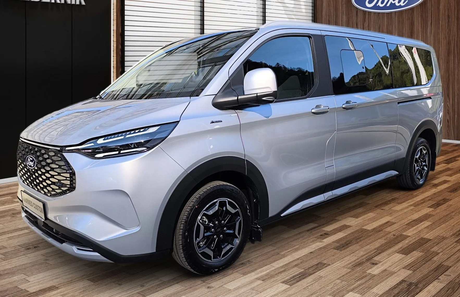 Zunanja slika - Ford Tourneo - Custom E- ACTIVE 160 kW 217 KM baterija - 1