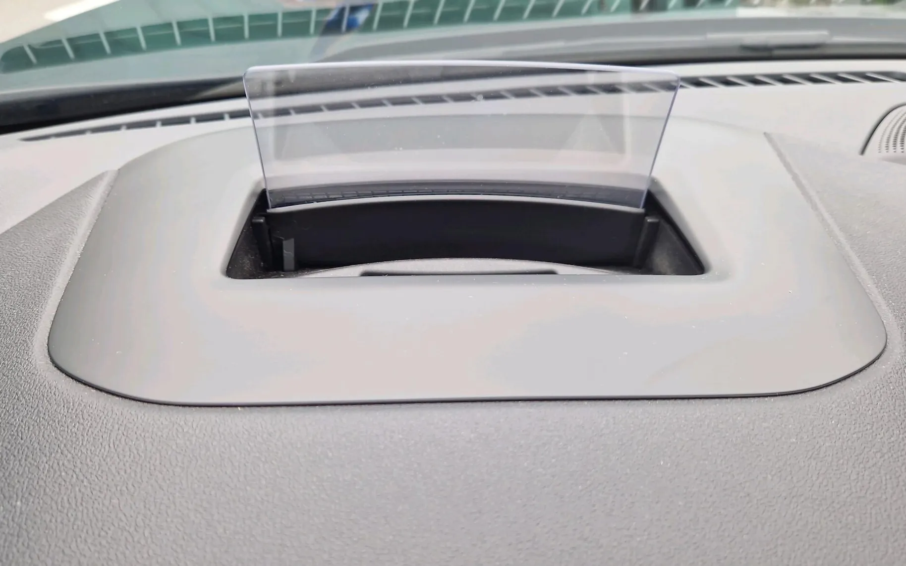 Zunanja slika - Ford Kuga - St-Line X 2.5 Hyb FHEV-SLO-RADAR-LED-NAVI-HEADUP - 17