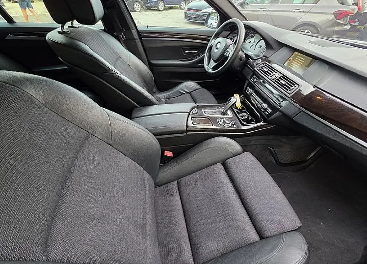 Zunanja slika - BMW Serija 5 - Touring: 525D AVTOMATIK LED-NAVI-GRETJE SEDEŽEV-ALU - 10