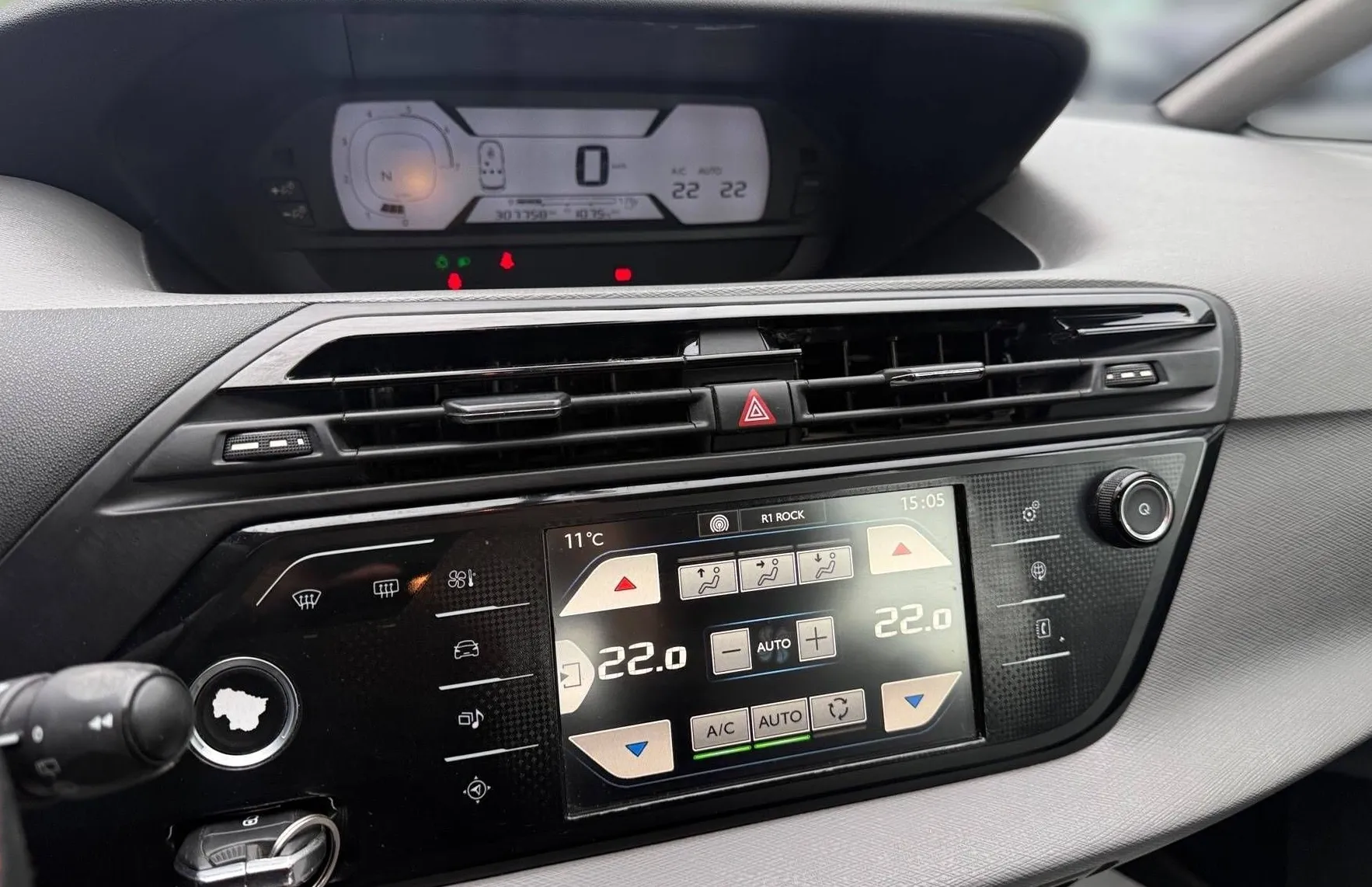 Zunanja slika - Citroën C4 - Picasso 1.6 e-HDi AVT. KLIMA PDC TEMPOMAT NAVI - 16