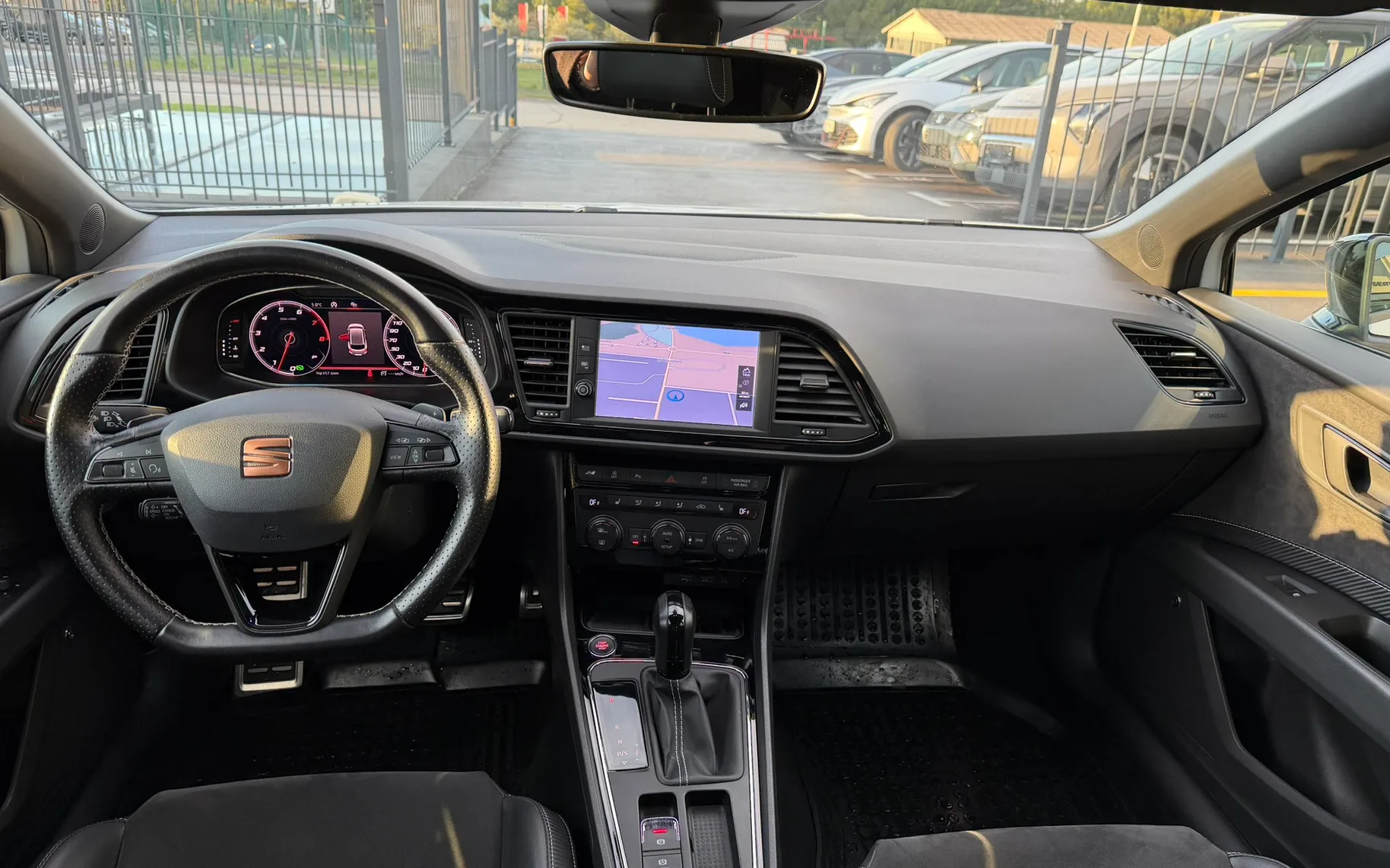 Zunanja slika - Seat Leon - 2.0 TSI 221KW DSG CUPRA ST 4WD - 12