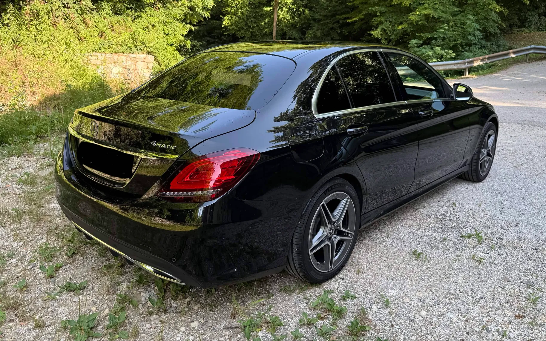 Zunanja slika - Mercedes-Benz C-Razred - C 220 d 4MATIC T AMG Line Avt. - 2