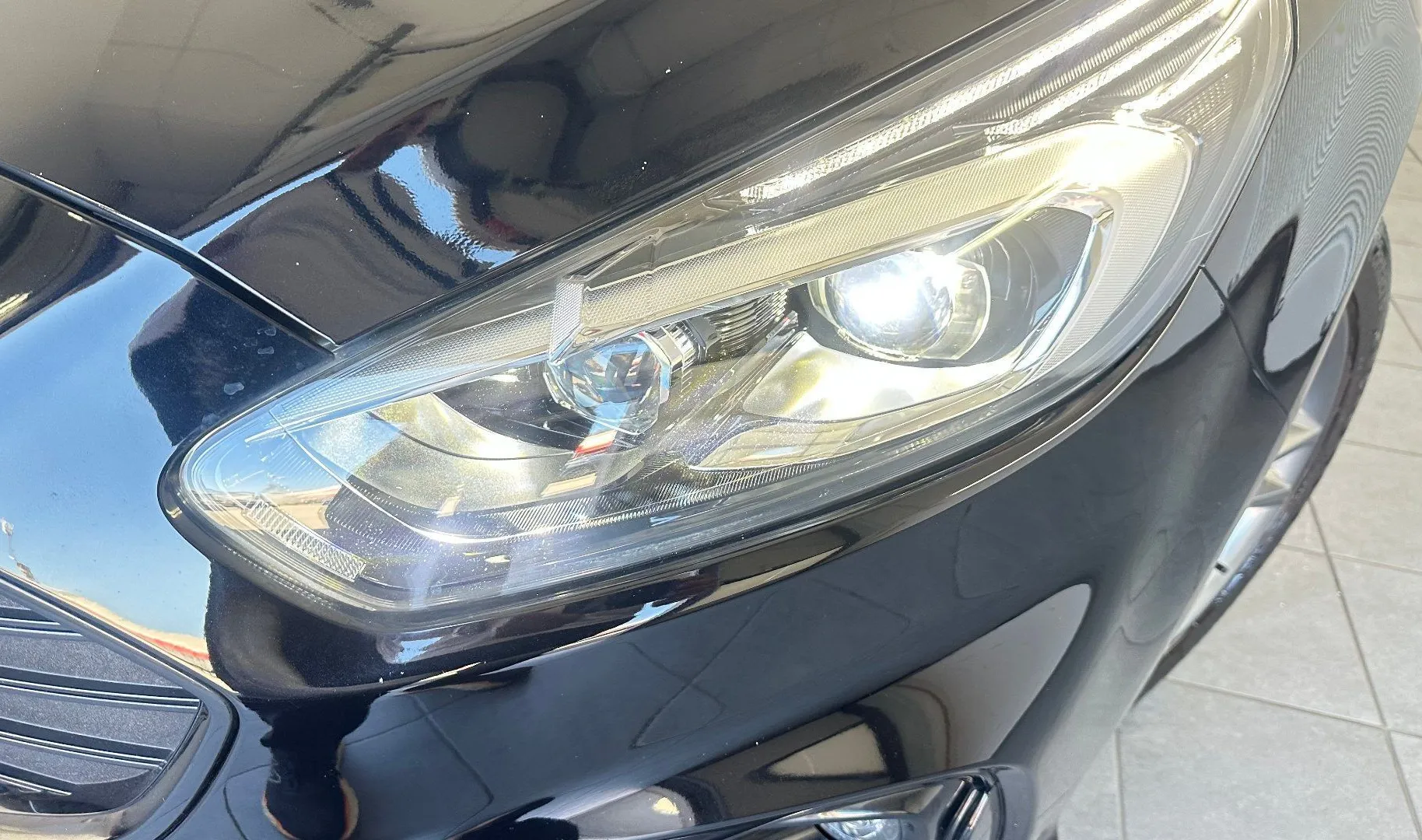 Zunanja slika - Ford S-MAX - 2.0 EcoBlue ST-LineAvt.NEMŠKI+4ALU.KAMERA.NAVI.LED - 13
