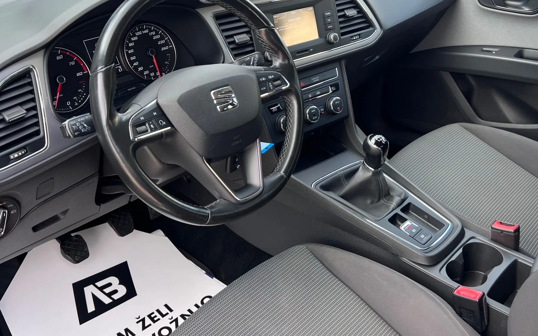 Notranja slika - Seat Leon - 1.5 TSI+LED+PDC+ALU+TEMP... - 10