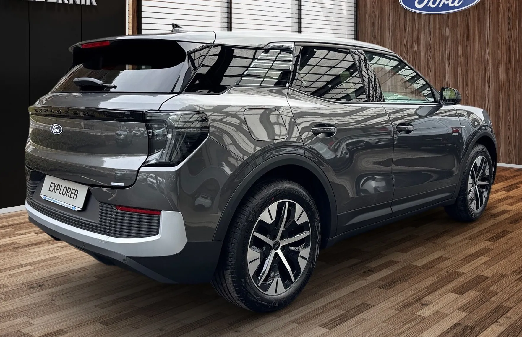 Zunanja slika - Ford Explorer - EV 77kWh 210kW 286PS RWD - 4
