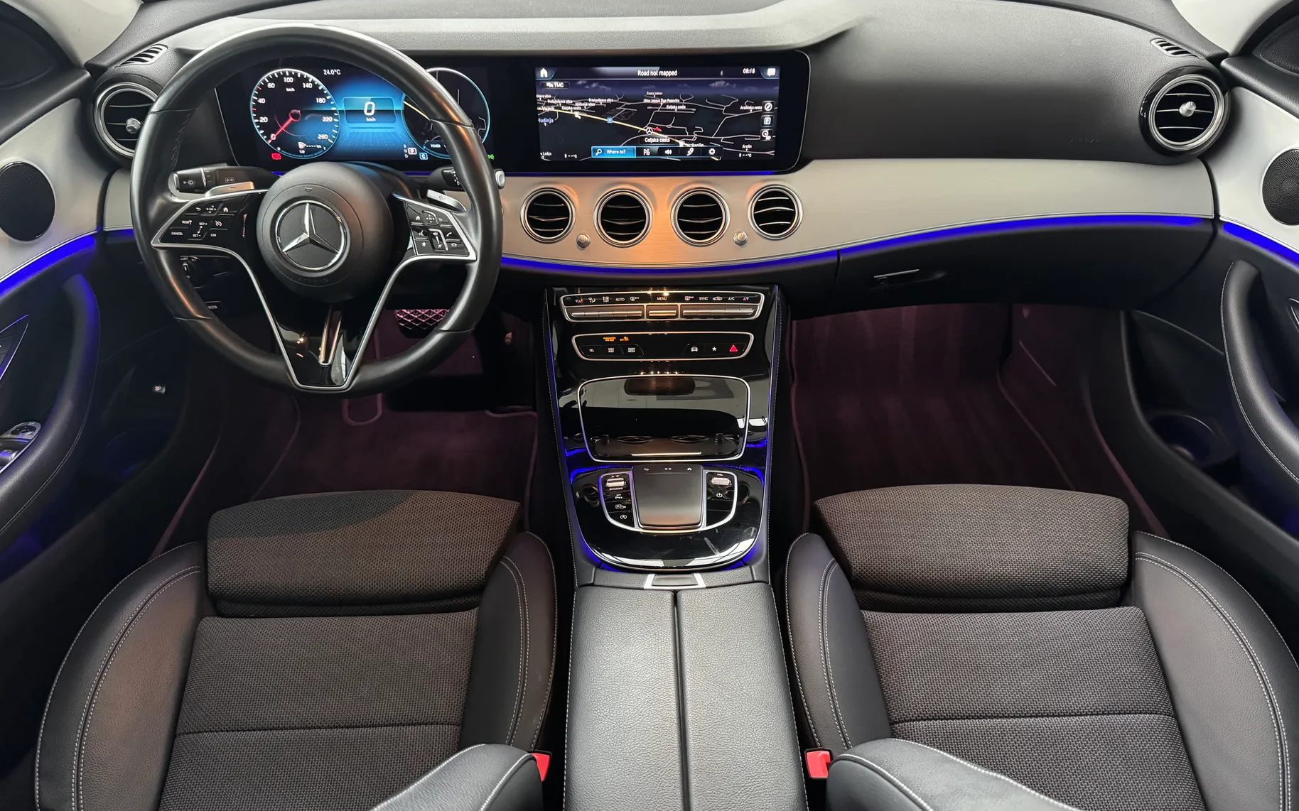 Zunanja slika - Mercedes-Benz E-Razred - E220d-AVANTGARDE-AUT-LED-NAVI-DIGITAL-PREMIUM-MY23 - 10