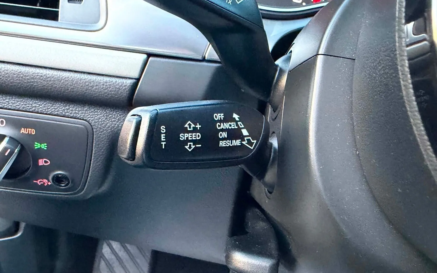 Notranja slika - Audi A6 - 3.0 TDI-Q-AUT-S LINE-LIZING ZA TUJCE-XENON+LED - 12