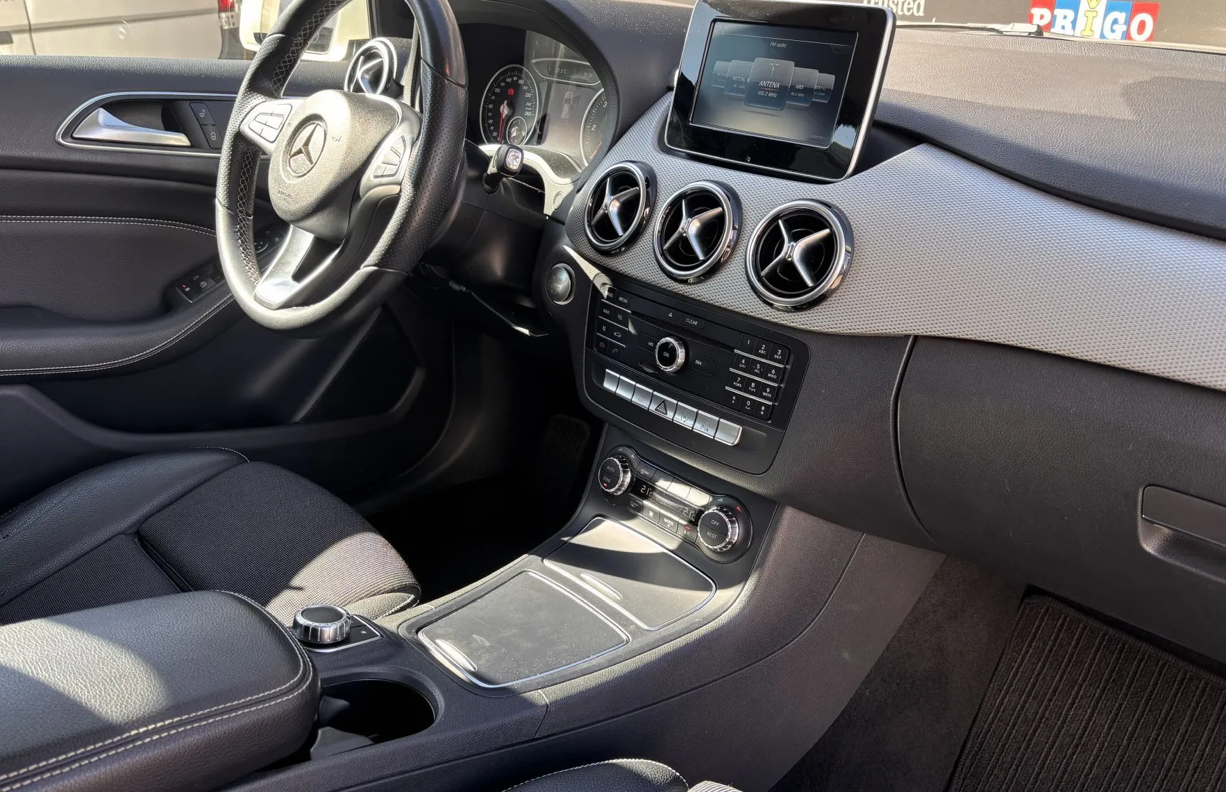 Zunanja slika - Mercedes-Benz B-Razred - B 200 d 4MATIC Urban Avt. Slovenski. 4x4 - 9