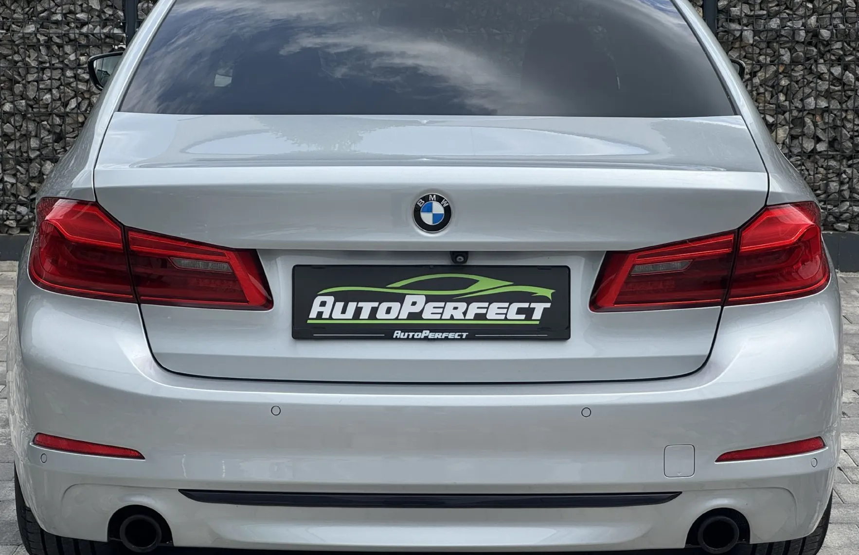 Zunanja slika - BMW Serija 5 - : 520d Aut. Sport Line |Kam||Gr.Sed.|Navi|Ambi... - 5